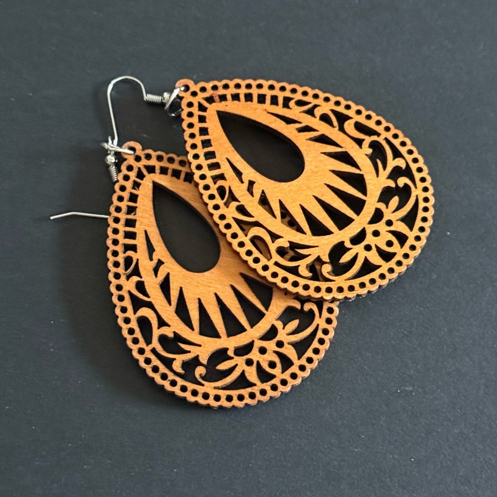 NEW Wooden Elegant Teardrop Wooden Earrings